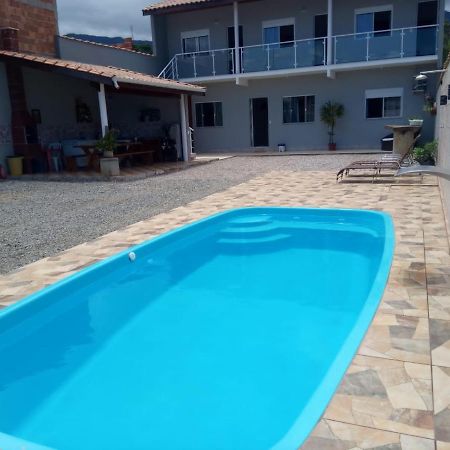 Casa Nova Com Piscina Proxima A Praia E Menos De 3Km Do Centro De Ubatuba Exterior photo